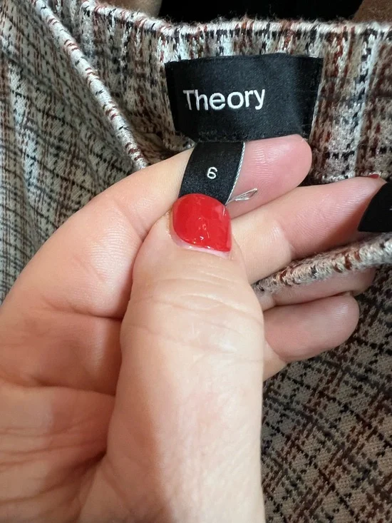 THEORY Plaid Pull-On Plaid Cropped Pants, 6 - Picture 11 of 12